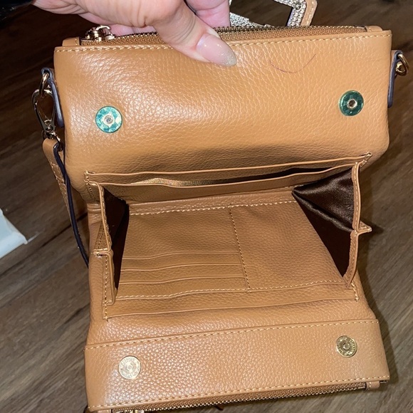 Stauer crossbody bag - Picture 4 of 5